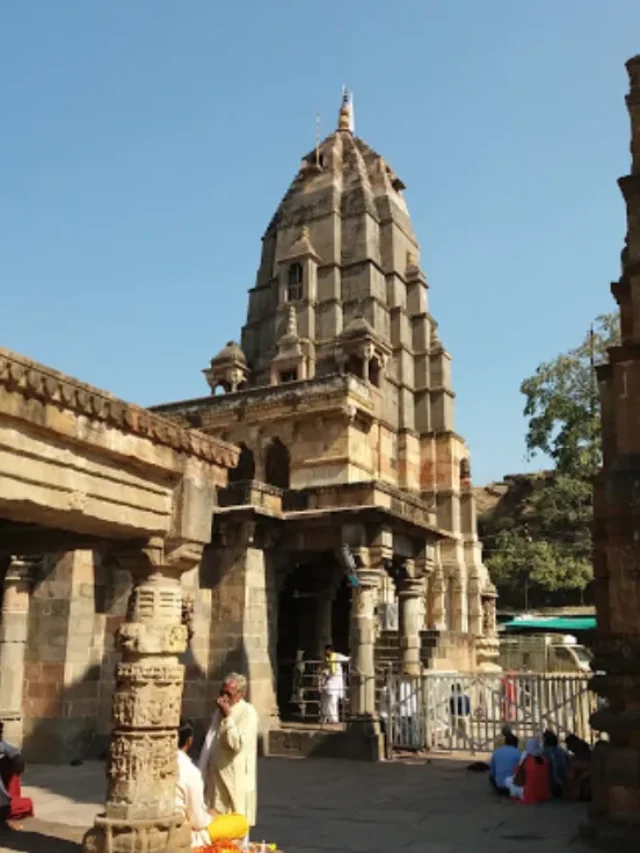 Omkareshwar Temple Closing Time